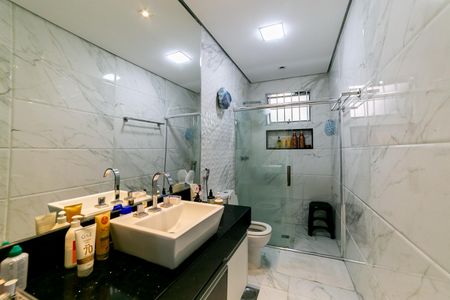 Casa à venda com 300m², 2 quartos e 5 vagasBanheiro da Suíte