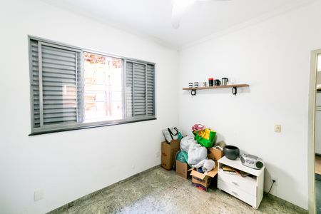 Casa à venda com 300m², 2 quartos e 5 vagasQuarto de Serviço