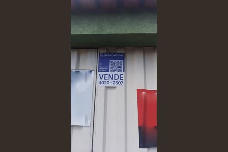 Casa à venda com 300m², 2 quartos e 5 vagasPlaca instalada