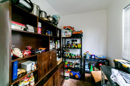 Casa à venda com 300m², 2 quartos e 5 vagasQuarto 2