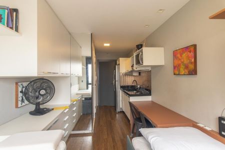 Studio de kitnet/studio para alugar com 1 quarto, 17m² em Centro, Curitiba