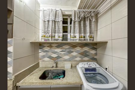 Apartamento para alugar com 72m², 2 quartos e sem vaga