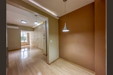 Apartamento para alugar com 72m², 2 quartos e sem vaga