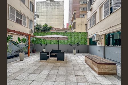 Apartamento para alugar com 72m², 2 quartos e sem vaga