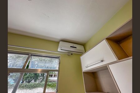 Apartamento para alugar com 72m², 2 quartos e sem vaga