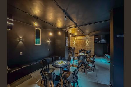 Apartamento para alugar com 72m², 2 quartos e sem vaga