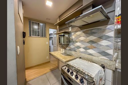 Apartamento para alugar com 72m², 2 quartos e sem vaga