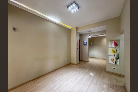 Apartamento para alugar com 72m², 2 quartos e sem vaga