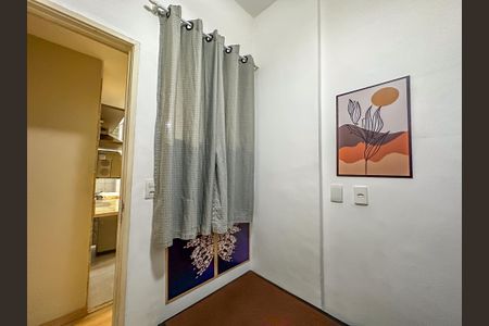 Apartamento para alugar com 72m², 2 quartos e sem vaga