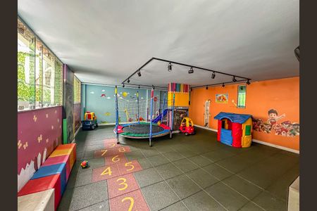 Apartamento para alugar com 72m², 2 quartos e sem vaga