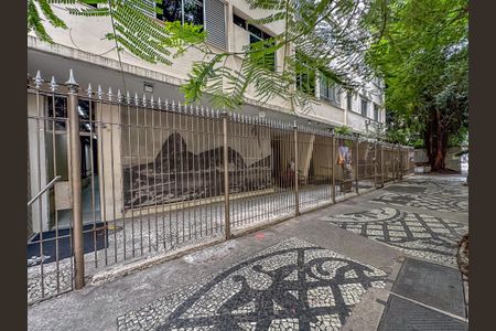 Apartamento para alugar com 72m², 2 quartos e sem vaga