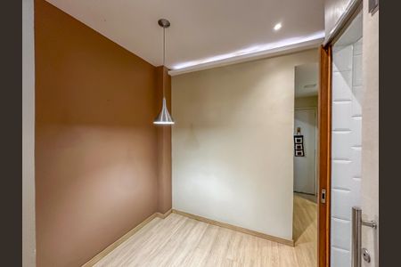 Apartamento para alugar com 72m², 2 quartos e sem vaga