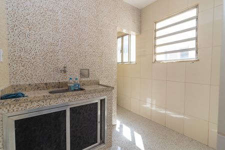 Apartamento para alugar com 47m², 2 quartos e 1 vaga Apartamento para alugar com 47m², 2 quartos e 1 vagaCozinha e Área de Serviço