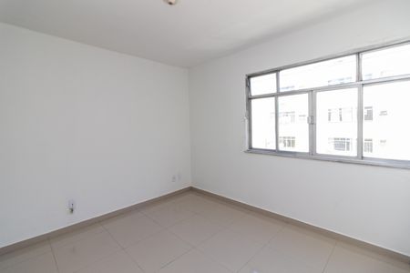 Sala de apartamento para alugar com 2 quartos, 47m² em Padre Miguel, Rio de Janeiro