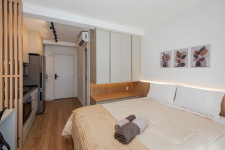 Studio para alugar com 32m², 1 quarto e sem vaga Studio para alugar com 32m², 1 quarto e sem vagaQuarto