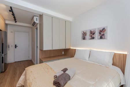 Studio para alugar com 32m², 1 quarto e sem vaga Studio para alugar com 32m², 1 quarto e sem vagaQuarto