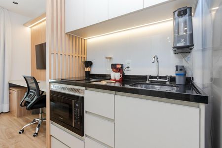 Cozinha de kitnet/studio para alugar com 1 quarto, 32m² em Santo Amaro, São Paulo