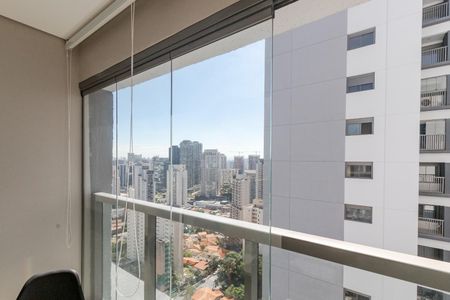 Studio para alugar com 32m², 1 quarto e sem vaga Studio para alugar com 32m², 1 quarto e sem vagaVaranda