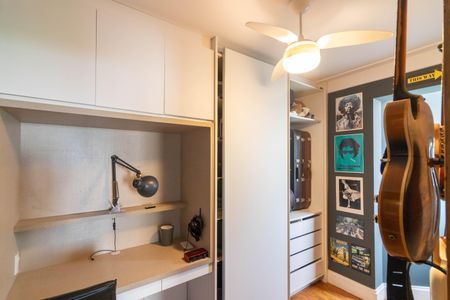 Apartamento para alugar com 92m², 3 quartos e 1 vagaQuarto/Escritório