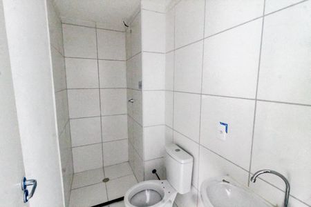 Apartamento à venda com 37m², 2 quartos e sem vaga Apartamento à venda com 37m², 2 quartos e sem vagaBanheiro