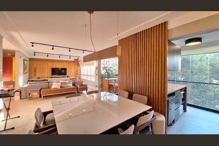 Apartamento à venda com 175m², 4 quartos e 4 vagasSala