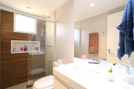 Apartamento à venda com 175m², 4 quartos e 4 vagasBanheiro da Suíte 3