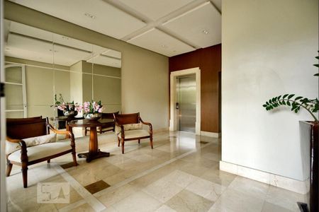 Apartamento à venda com 175m², 4 quartos e 4 vagasHall de entrada 