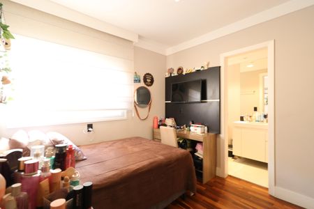 Apartamento à venda com 175m², 4 quartos e 4 vagasSuíte 2