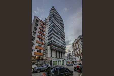 Apartamento para alugar com 80m², 2 quartos e 1 vaga Apartamento para alugar com 80m², 2 quartos e 1 vagaFachada