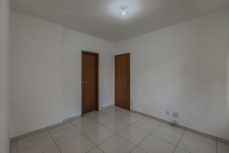 Apartamento para alugar com 80m², 2 quartos e 1 vaga Apartamento para alugar com 80m², 2 quartos e 1 vagaSuite