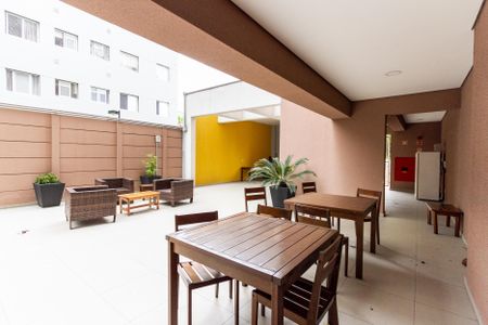 Apartamento para alugar com 34m², 2 quartos e sem vaga Apartamento para alugar com 34m², 2 quartos e sem vagaChurrasqueira