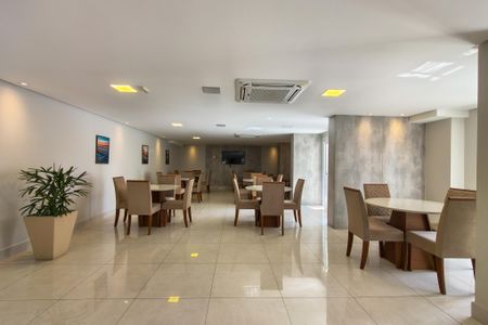 Apartamento para alugar com 80m², 2 quartos e 1 vaga Apartamento para alugar com 80m², 2 quartos e 1 vagaÁrea comum - Salão de festas