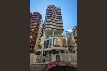 Apartamento para alugar com 80m², 2 quartos e 1 vaga Apartamento para alugar com 80m², 2 quartos e 1 vagaFachada