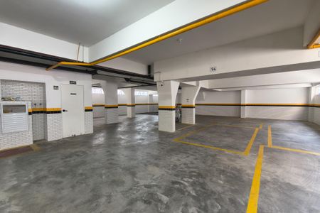 Apartamento para alugar com 80m², 2 quartos e 1 vaga Apartamento para alugar com 80m², 2 quartos e 1 vagaGaragem