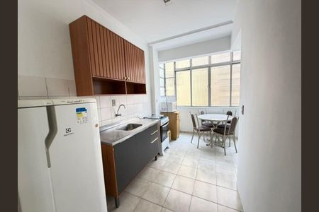 Cozinha de apartamento para alugar com 3 quartos, 87m² em Bom Fim, Porto Alegre