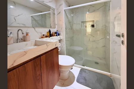 Apartamento para alugar com 230m², 3 quartos e 2 vagas Apartamento para alugar com 230m², 3 quartos e 2 vagasSuite