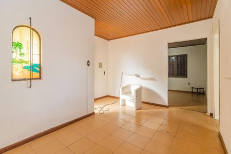 Casa à venda com 3 quartos, 350m² em Camaquã, Porto Alegre