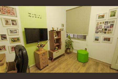 Casa à venda com 200m², 5 quartos e 2 vagasEscritório