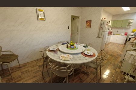 Casa à venda com 200m², 5 quartos e 2 vagasCopa