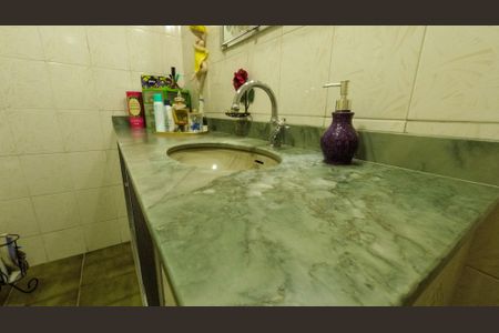 Casa à venda com 200m², 5 quartos e 2 vagasBanheiro Social