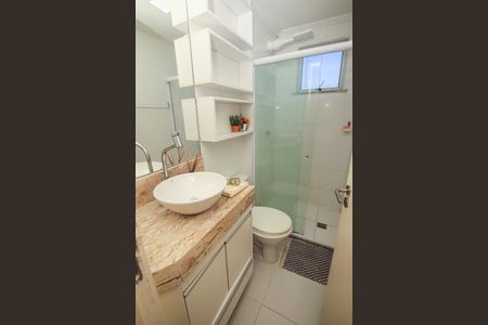 Apartamento para alugar com 54m², 2 quartos e 1 vaga Apartamento para alugar com 54m², 2 quartos e 1 vagaBanheiro da Suíte