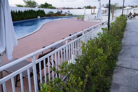 Apartamento para alugar com 54m², 2 quartos e 1 vaga Apartamento para alugar com 54m², 2 quartos e 1 vagaÁrea comum - Piscina