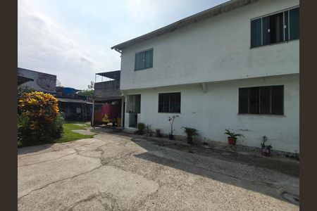 Casa à venda com 525m², 2 quartos e 3 vagas Casa à venda com 525m², 2 quartos e 3 vagasVaranda / Quintal