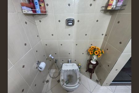 Casa à venda com 525m², 2 quartos e 3 vagas Casa à venda com 525m², 2 quartos e 3 vagasBanheiro Social