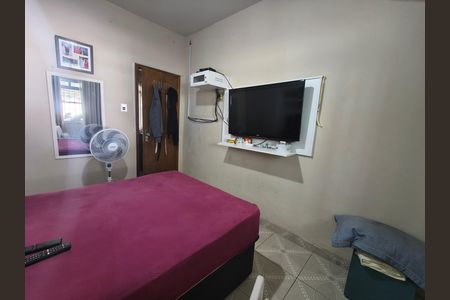 Casa à venda com 525m², 2 quartos e 3 vagas Casa à venda com 525m², 2 quartos e 3 vagasQuarto 2
