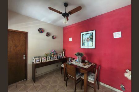 Sala de casa à venda com 2 quartos, 525m² em Taquara, Rio de Janeiro