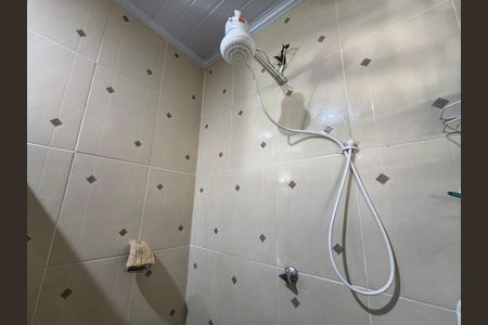 Casa à venda com 525m², 2 quartos e 3 vagas Casa à venda com 525m², 2 quartos e 3 vagasBanheiro Social