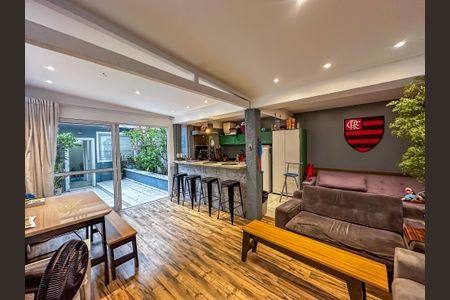 Apartamento para alugar com 120m², 3 quartos e sem vaga