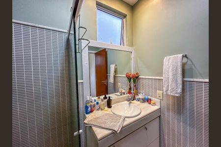 Apartamento para alugar com 120m², 3 quartos e sem vaga