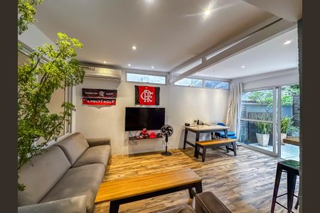 Apartamento para alugar com 120m², 3 quartos e sem vaga